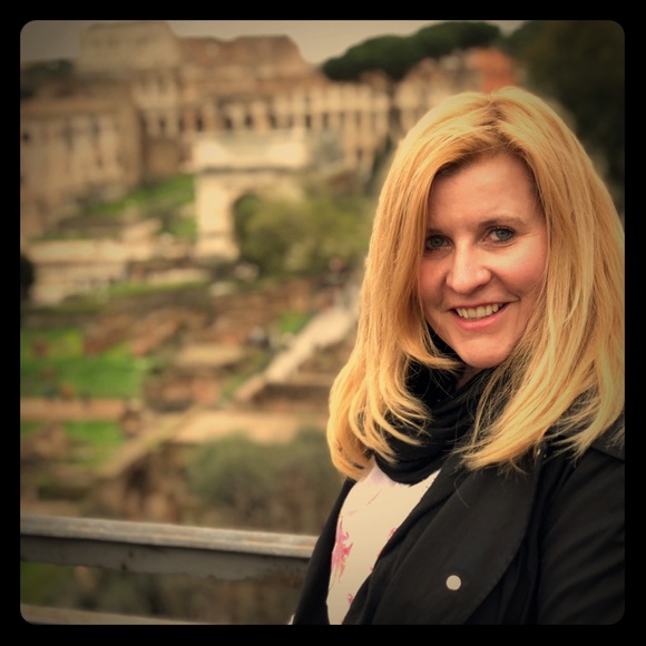 Meet your Posher, Dawnne - Picture 1 of 1